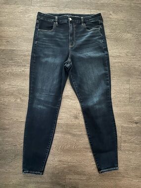 American Eagle Outfitters Men’s Dark Wash Skinny Jeans